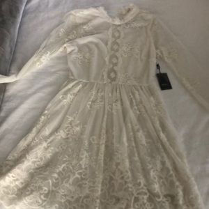 Beautiful brand new creamy lace dress